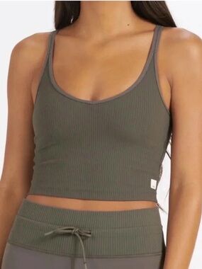 Vuori Ribbed Bra Tank ~oregano~ size XL new with tags! $64 MSRP 🌟